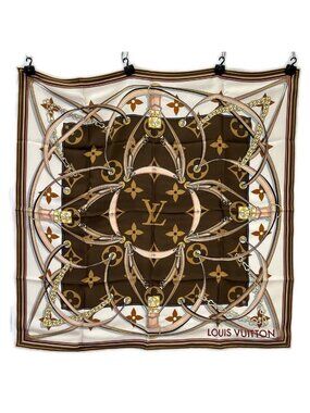 Louis Vuitton Maron Ultimate Scarf